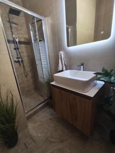 Joanna Dalatsis Luxury House