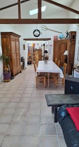 B&B / Chambres d'hotes Chambres D-hotes Le Bellevue - : photos des chambres