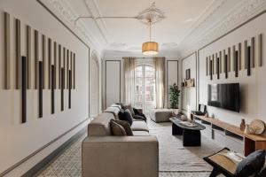 Kaftan - 5 bedrooms and balcony in Eixample Dreta