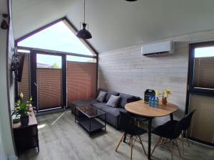 Domki Wilków z widokiem na Łysicę