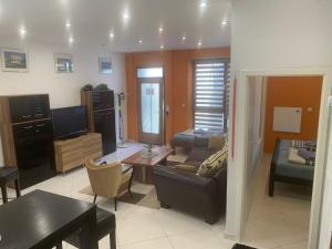 Seven‘S Apartments I