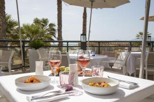 Hotels Grand Hotel Les Flamants Roses Thalasso & Spa : photos des chambres