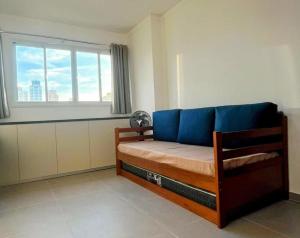 Próximo a Santa Casa - 02 quartos e garagem