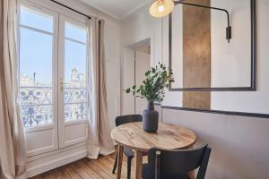 Appartements Isena - 1 chambre et balcon a Ecole Militaire : photos des chambres