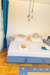 Million Star Apartment