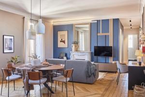 Juria - 3 chambres à Ternes - 4-Sterne-Hotels in Paris