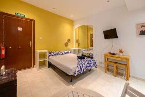 Estudio Totalmente Equipado en el Centro de Madrid Temporal ZUR3321