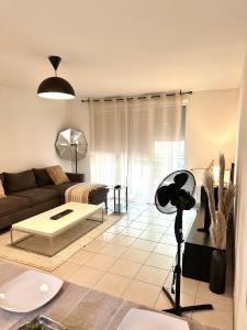 Moderne et paisible maisonette avec jardin