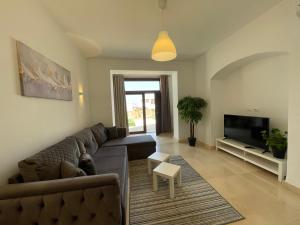 Spacious sea view ,1 bedroom apartment in Azzurra Sahl Hasheesh