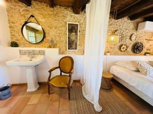 Villas Clos Cesar, Maison de charme renovee : photos des chambres