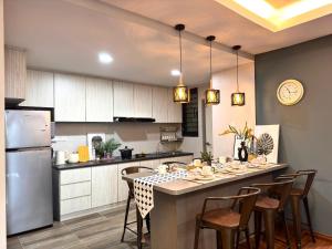 Kuching Cozy Vivacity Megamall Jazz Suite 3BR 9Pax