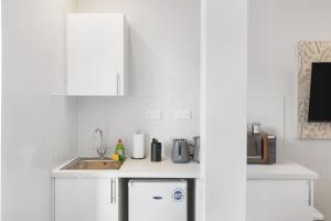 Nest studio Near Dockyard & Gunwharf