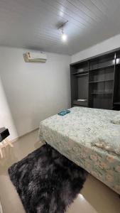 Casa Grande com 2 quartos e 3 camas