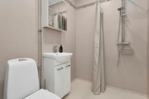 HernöRum Fiskekroken - Centralt och nära E4