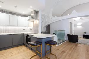 Unique City Centre Luxury Three Bed Apartment