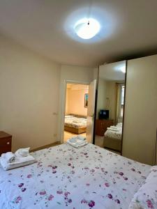 Casa Garibaldi, Centro, Spiagge, Stazione