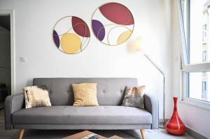 Appartements Le Golden - Centre Ville - Acces Transports en Commun - Balcon Cosy - Commerces a Proximite : photos des chambres