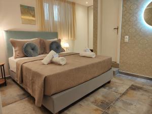 CORFU TENNIS Studios