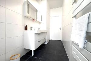 Appartements La Terrasse - Belle Terrasse - Wifi : photos des chambres