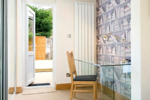 Cozy City Retreat in London