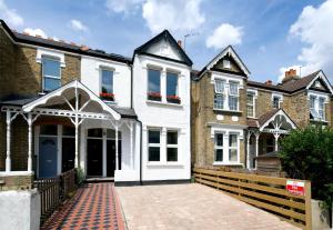 Cozy City Retreat in London