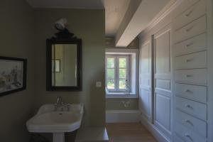 Maisons de vacances Les chambres d-Hotes du Chateau de Vaulx : photos des chambres