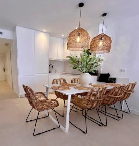 LUXURY ALTEA Campomanes