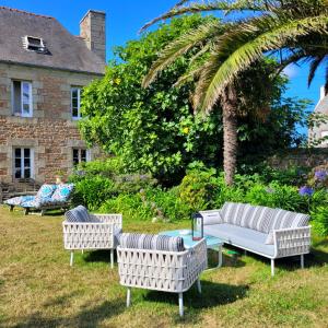 B&B / Chambres d'hotes Chambres d-Hotes Maison de Charme a Tregastel : photos des chambres