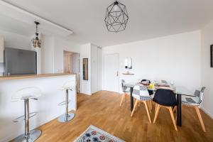 Appartements Chic&Cosy 1-Bedroom Apart,2 min Metro,10 min Paris : photos des chambres