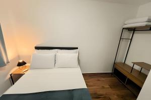 Apto 2 quartos com garagem!