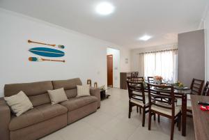 Amplo Apartamento na Praia dos Ingleses - NIN013