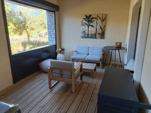Appartements Appt neuf 2-4 pers avec loggia - Piscine chauffee - Bord de mer - Corse du Sud- Bonifacio : photos des chambres