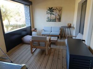 Appartements Appt neuf 2-4 pers avec loggia - Piscine chauffee - Bord de mer - Corse du Sud- Bonifacio : photos des chambres