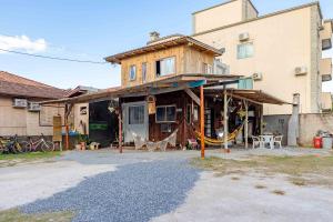 Loft Compacto a 200 metros da Praia de Bombas