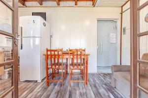 Loft Compacto a 200 metros da Praia de Bombas