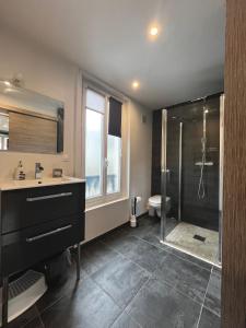 Appartements La Villa l'Oiseau Bleu proche de la plage et de Deauville !!! Awards 2025 : photos des chambres