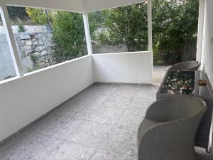 Absolutely perfect location minutes from old Town