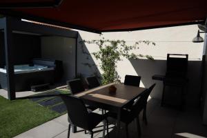 Maisons de vacances Logement en lisiere de foret : photos des chambres