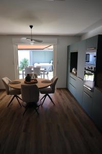 Maisons de vacances Logement en lisiere de foret : photos des chambres