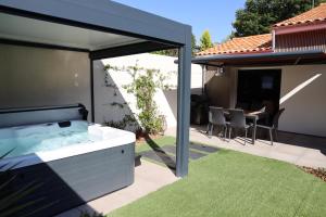 Maisons de vacances Logement en lisiere de foret : photos des chambres