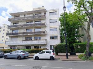 Appartements La Precieuse, RER A Proche Paris : photos des chambres