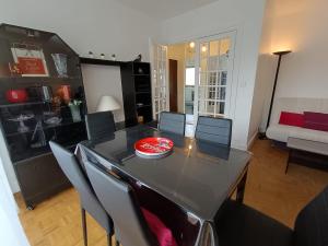 Appartements La Precieuse, RER A Proche Paris : photos des chambres