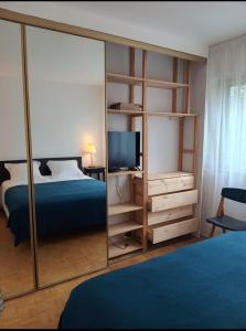 Appartements La Precieuse, RER A Proche Paris : photos des chambres