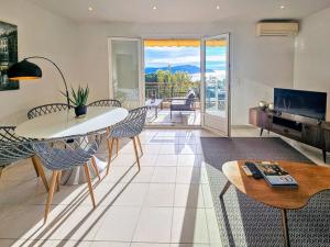 Appartements Beau 2 pieces avec vue imprenable sur la rade : photos des chambres
