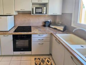 Appartements Beau 2 pieces avec vue imprenable sur la rade : photos des chambres
