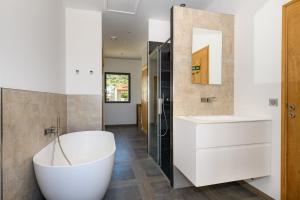 Villas La colle aux sources : Villa