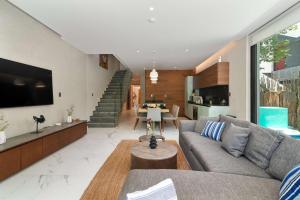 Stylish 3BR Condo in Luum Zama - Private Pool