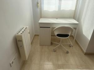 Raquel Host Moncofar