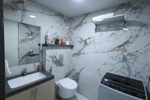 AirNest Pune 5min Walk Airport