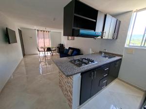 Espacio Moderno con Vista y Piscina Privada